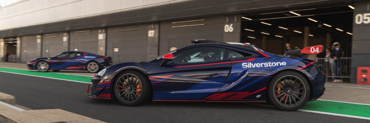 Mclaren 620R leaves the Silverstone pits 