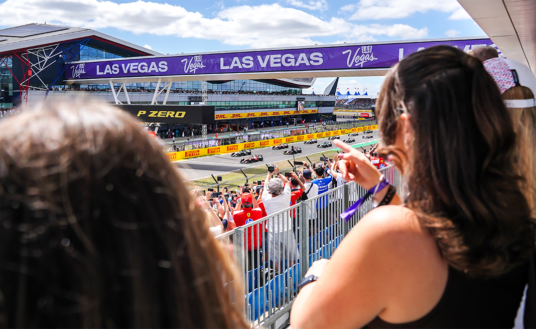 Guests on a Starting Grid balcony