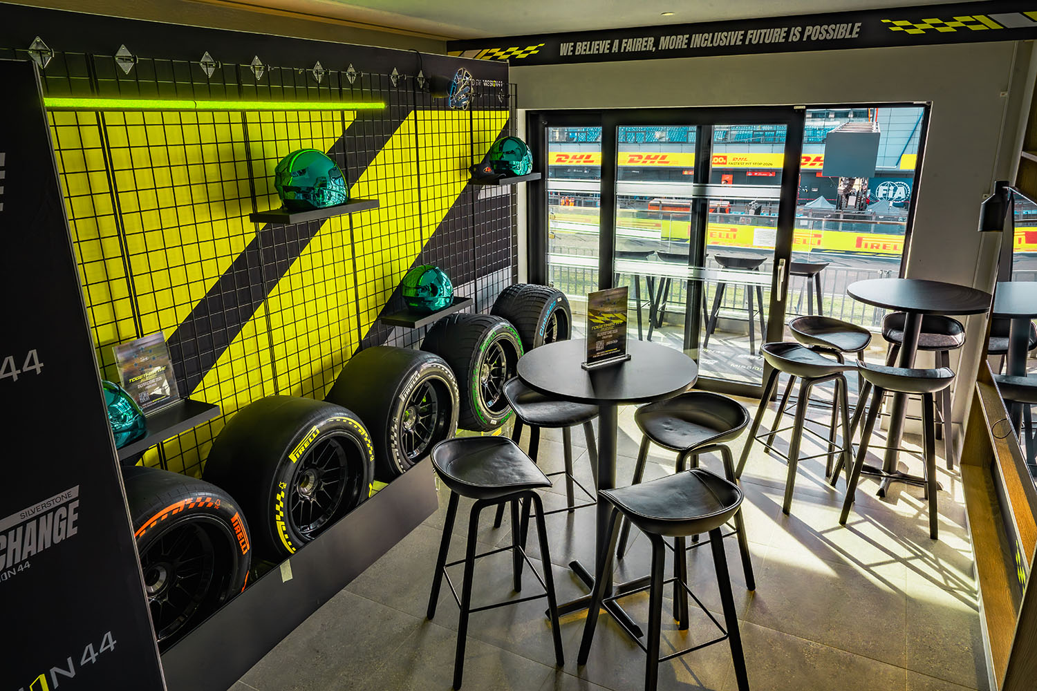 Starting Grid suites overlooking the start/finish line