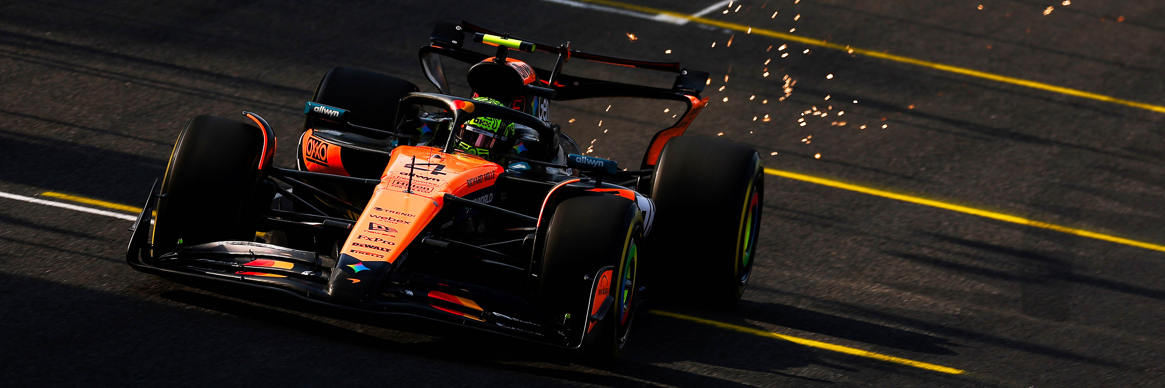 Lando Norris deploying DRS at Interlagos