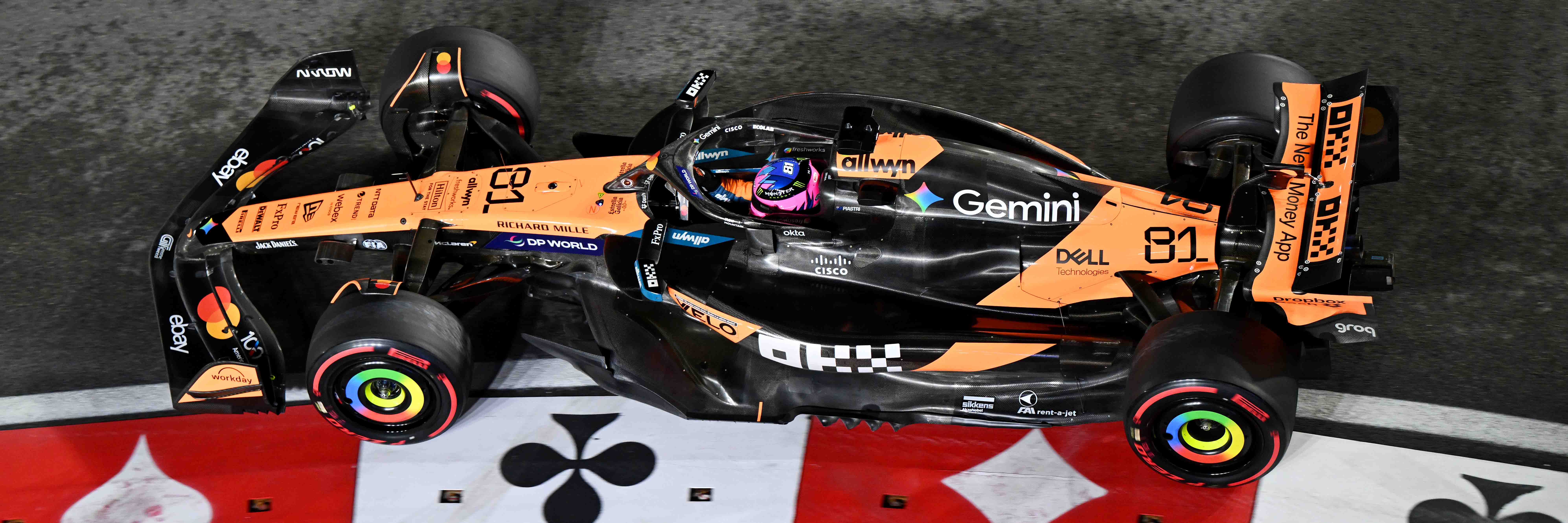 Oscar Piastri racing in Las Vegas