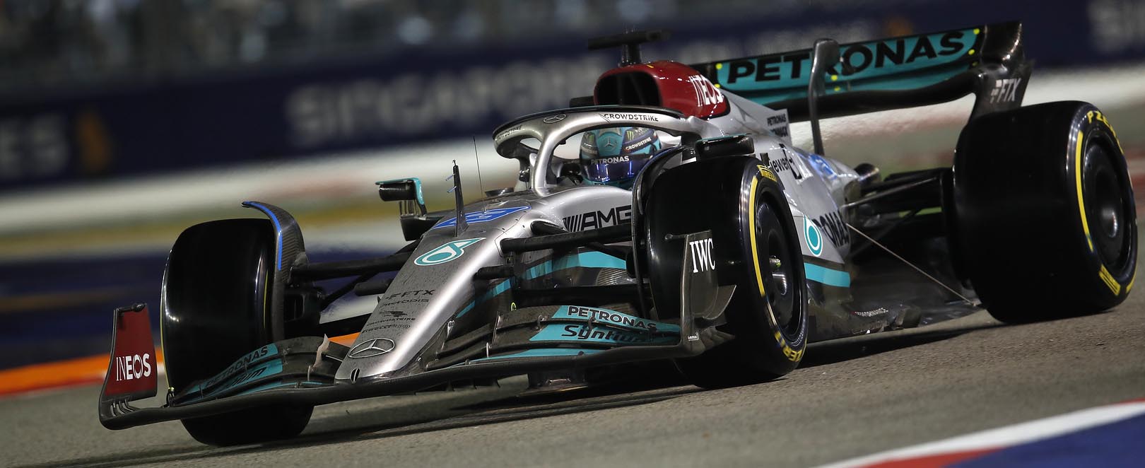 George Russell taking the first corner at the Singapore Grand Prix