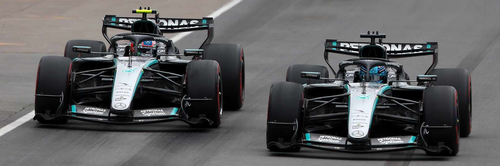 Mercedes F1 team-mates George Russell and Kimi Antonelli go wheel-to-wheel in Canada