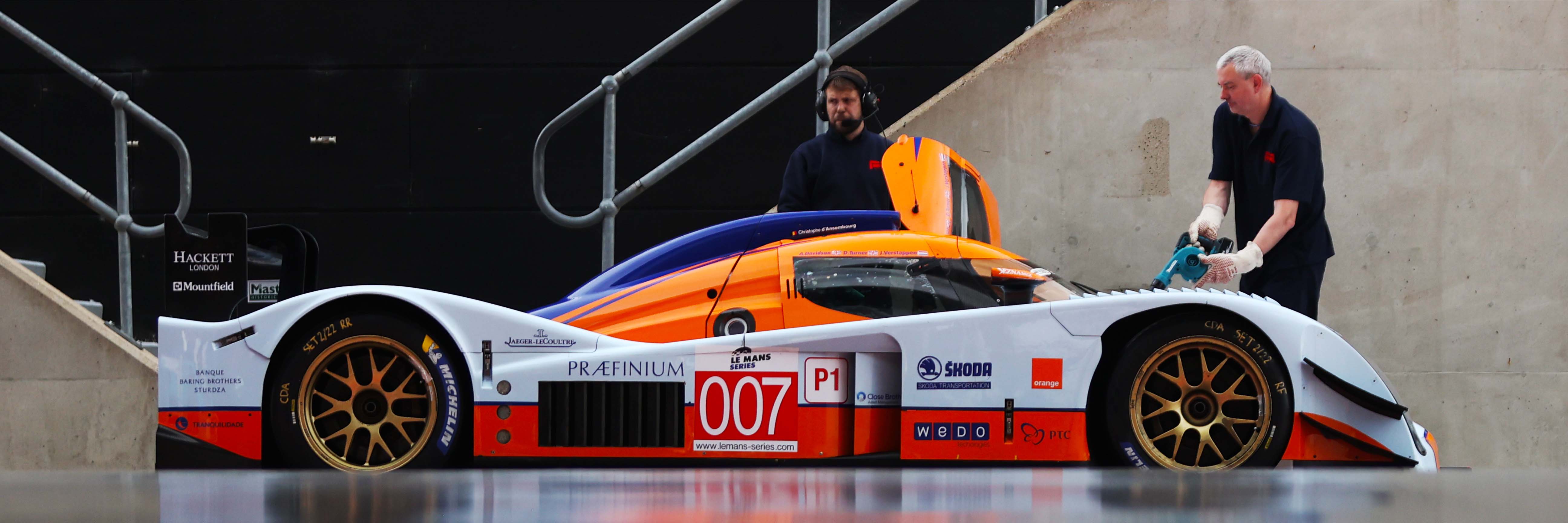 The Lola-Aston Martin B09/60 in the Pitlane at Silverstone Festival