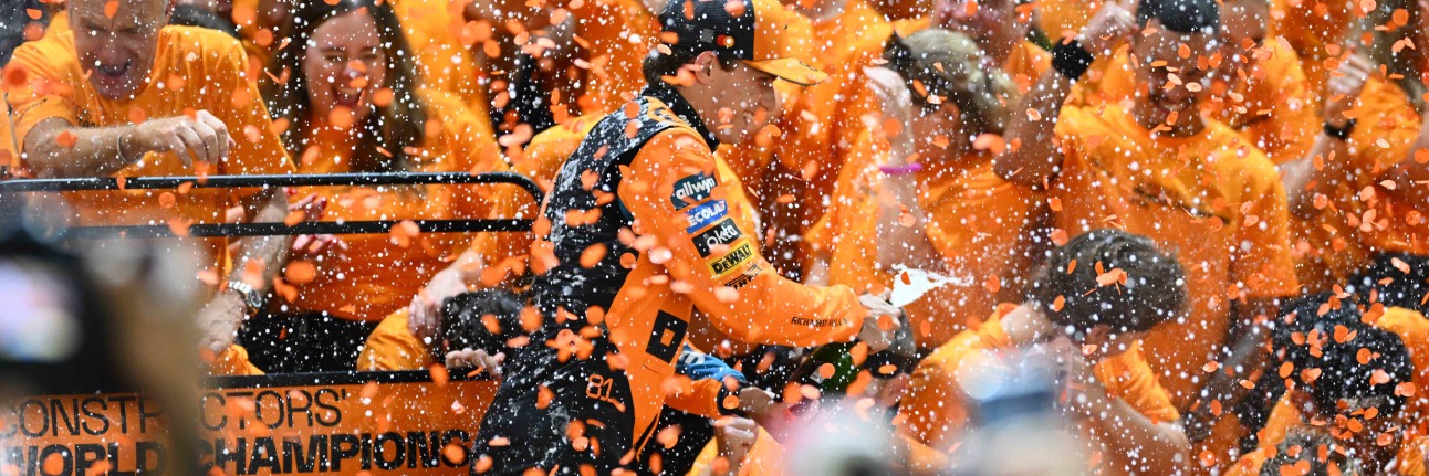 Oscar Piastri celebrates winning the 2025 F1 constructors' championship with McLaren