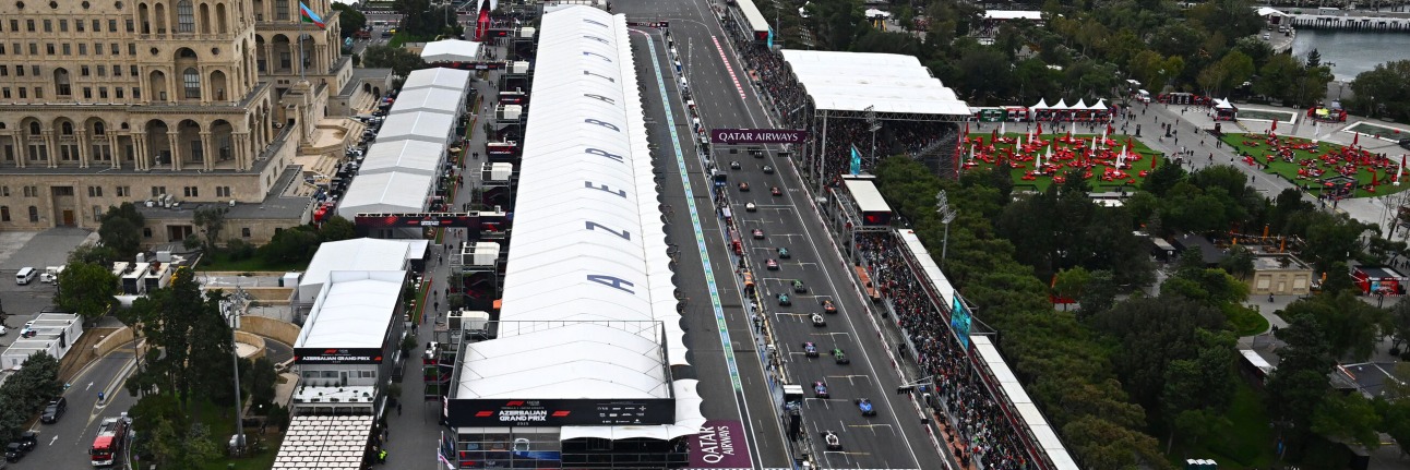 F1 2025 Azerbaijan Grand Prix start line where Oscar Piastri avoided a grid penalty