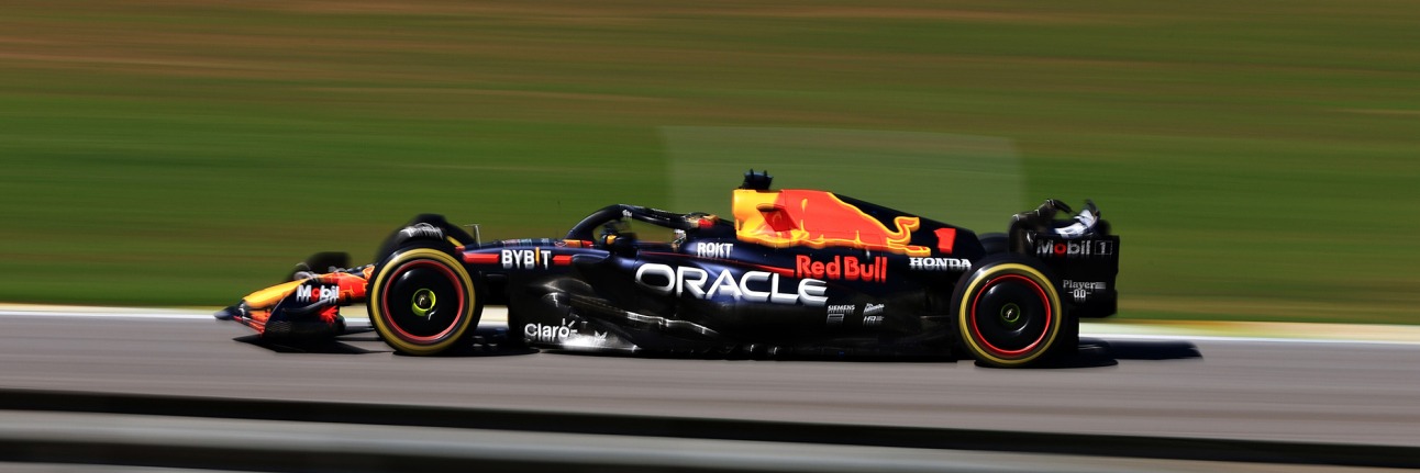 f1 red bull 2023 on track