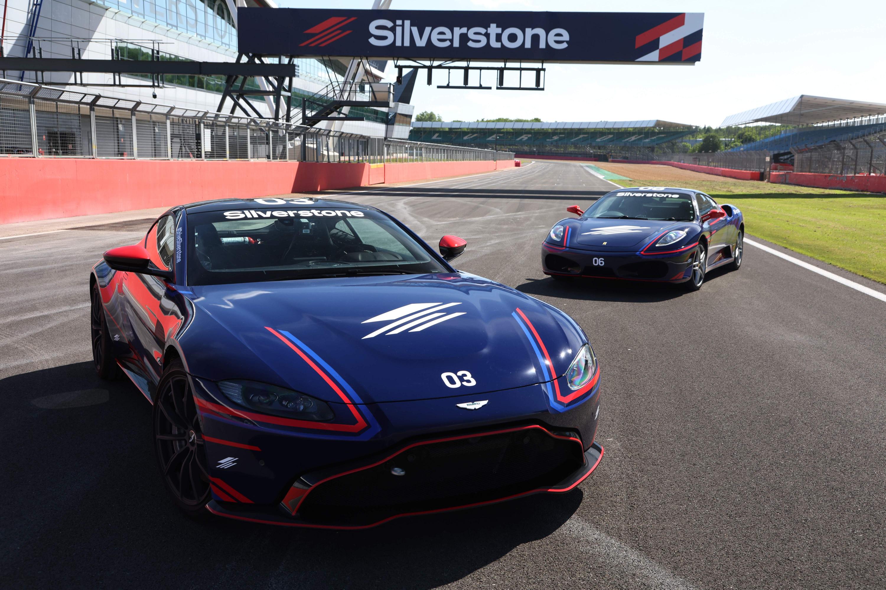 silverstone-official-f1-tickets-driving-experiences-venue-hire