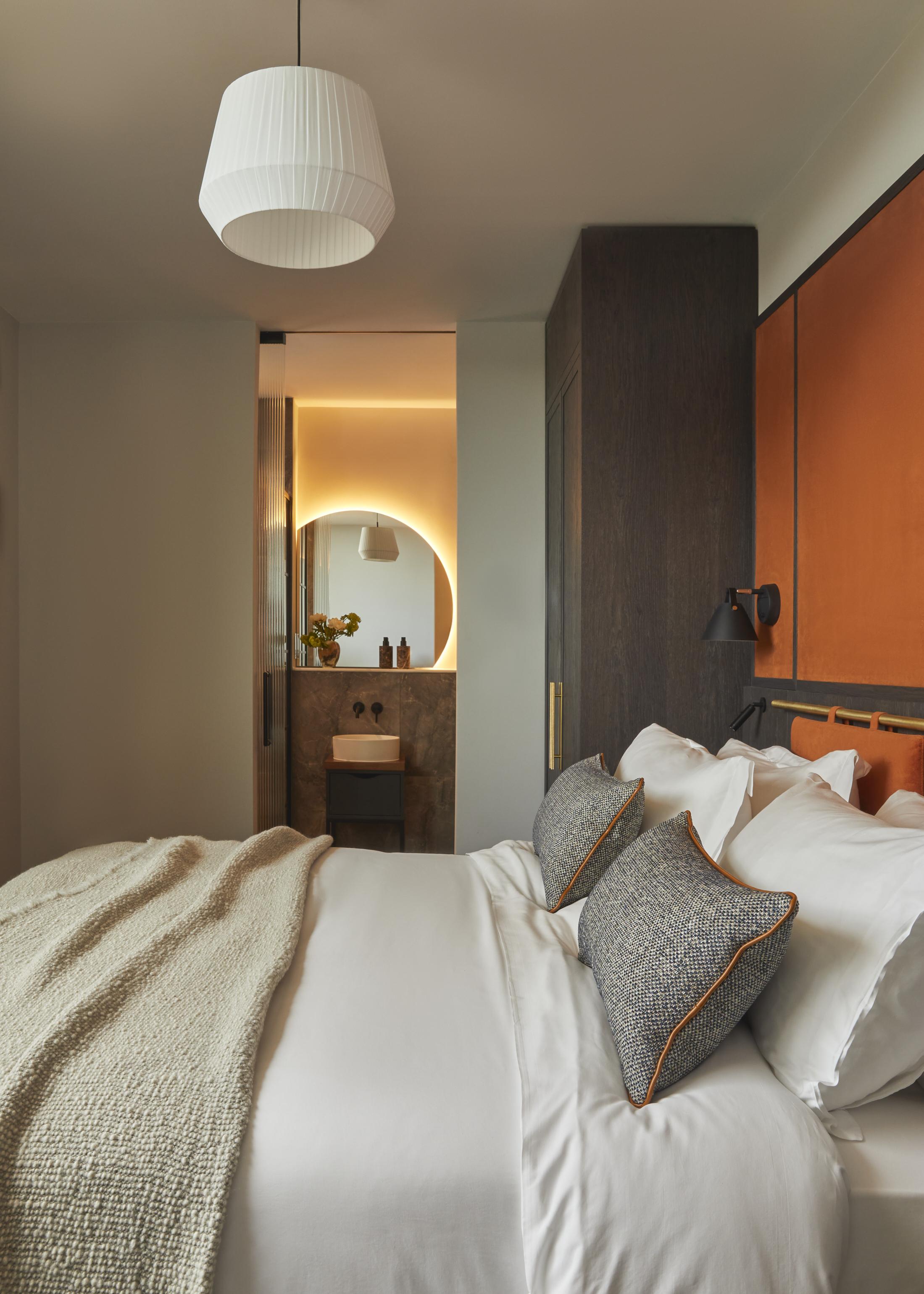 Escapade Interior