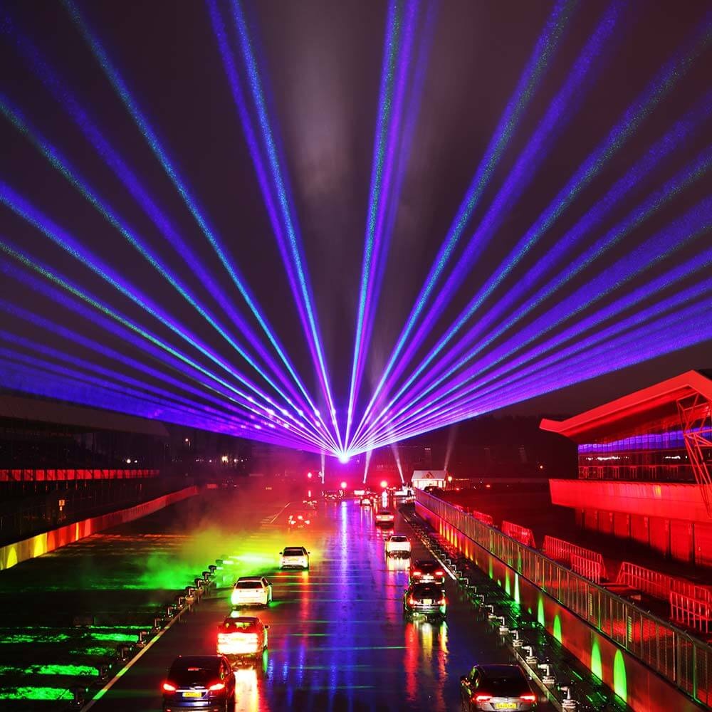 Lap Land lights at Silverstone
