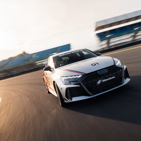 HOODPIN _ SILVERSTONE _ RS3_ONTRACK_6.JPG