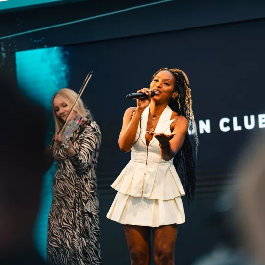 Hospitality Sprint Lounge