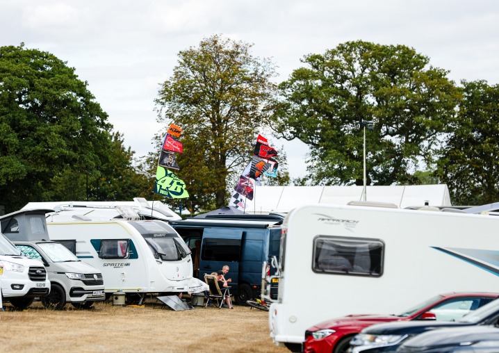 camping