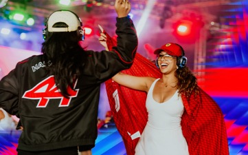 people dancing