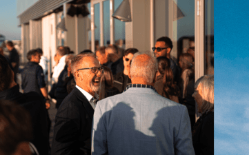 Crowds balcony sky deck