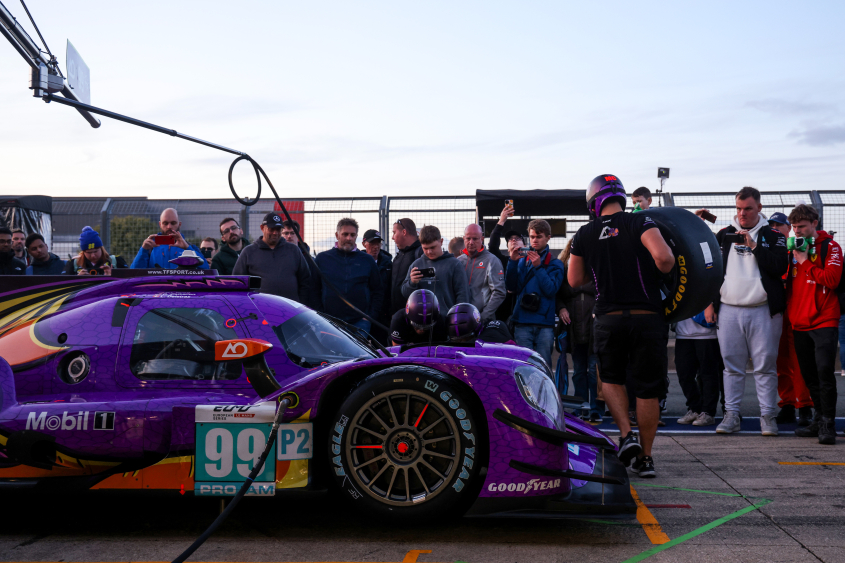Pitwalk-2MDH5586 (5) (1).jpg
